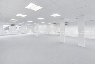 More details for 25 Rue Greffülhe, Levallois-Perret - Office to Rent