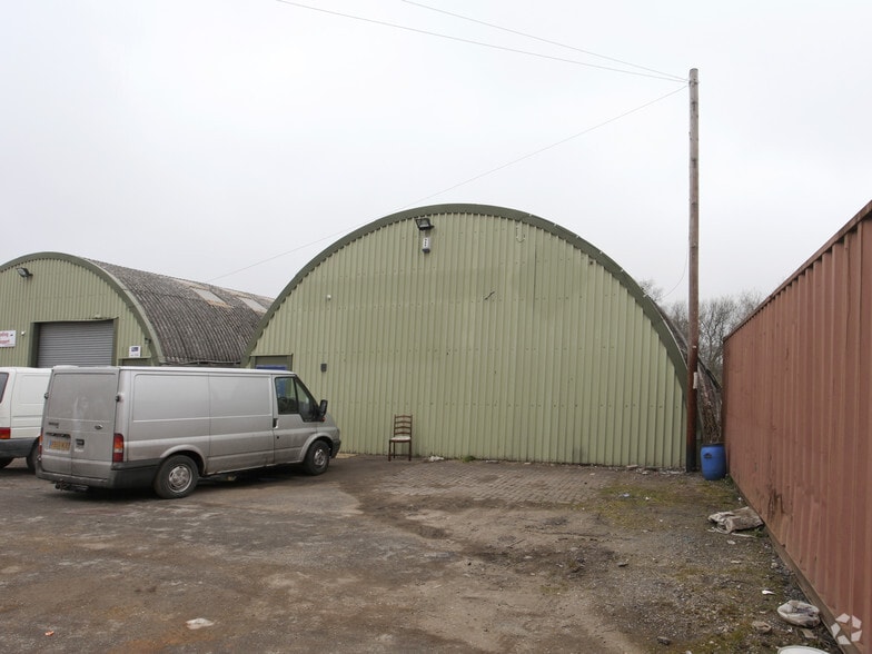 Boughton Industrial Est, Boughton for sale - Primary Photo - Image 1 of 2