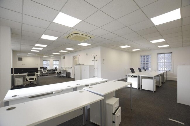 More details for Clements Ln, Ilford - Office to Rent