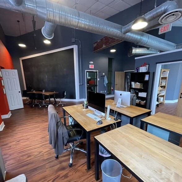 241 E 4th St, Frederick, MD to rent - Building Photo - Image 1 of 14