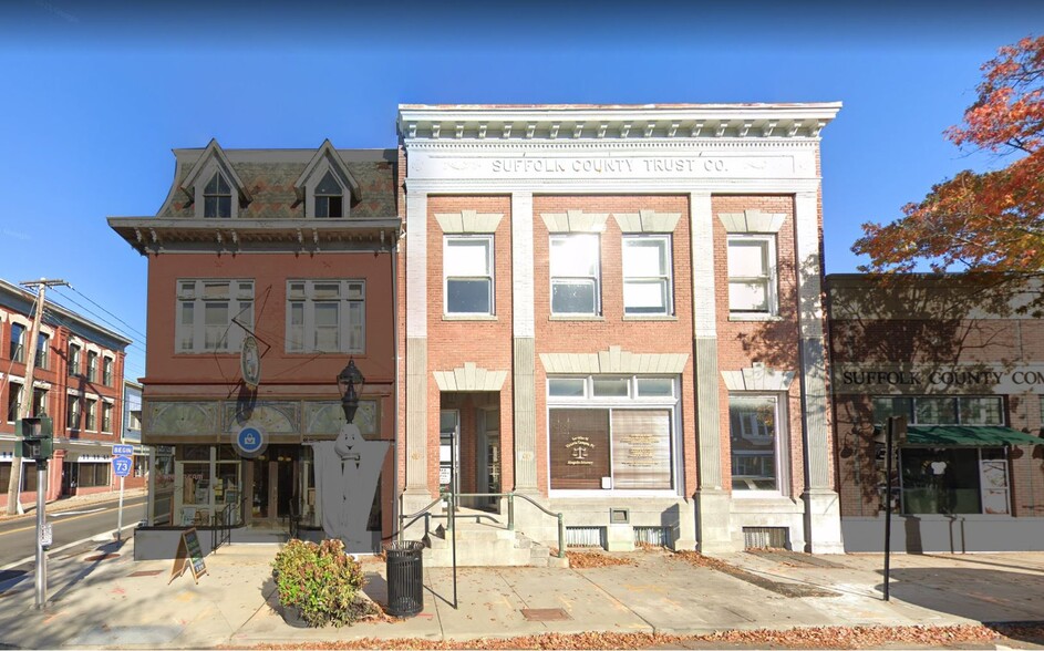 6-8 E Main St, Riverhead, NY for sale - Building Photo - Image 1 of 5