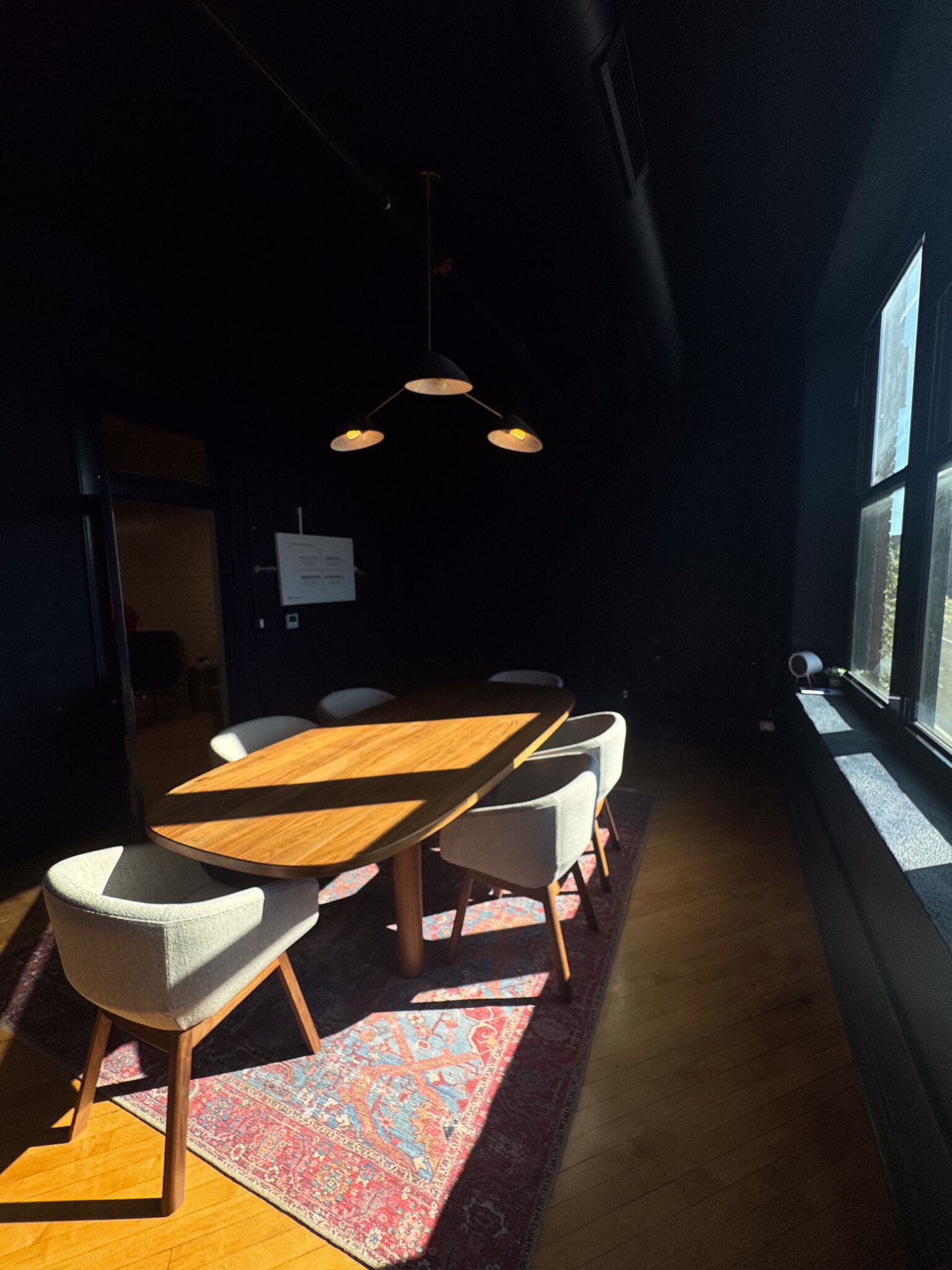 7 NE 6th St, Oklahoma City, OK to rent Interior Photo- Image 1 of 11