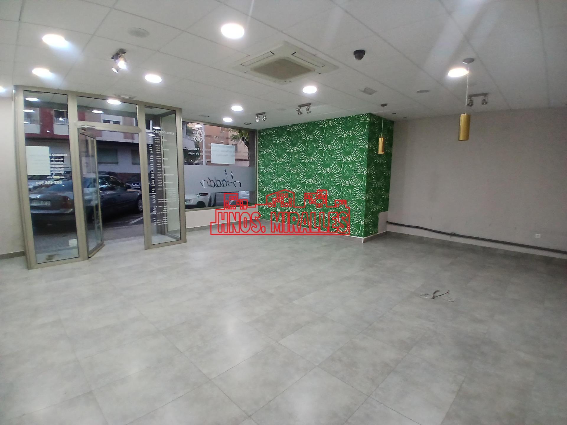 Retail in Novelda, Alicante for sale Interior Photo- Image 1 of 8