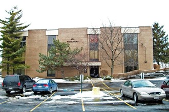 900 Ridge Rd, Homewood, IL for rent Building Photo- Image 1 of 34