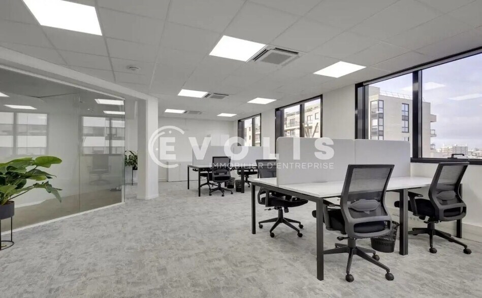 Office in Levallois-Perret to rent - Interior Photo - Image 3 of 3