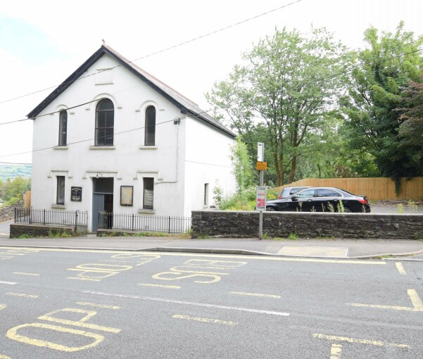 Hillside, Caerphilly for sale Primary Photo- Image 1 of 1