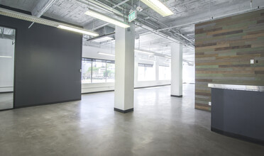 207 S Broadway, Los Angeles, CA for rent Interior Photo- Image 1 of 8