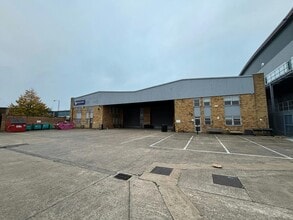 3-7 Cumberland Ave, London to rent Building Photo- Image 1 of 5