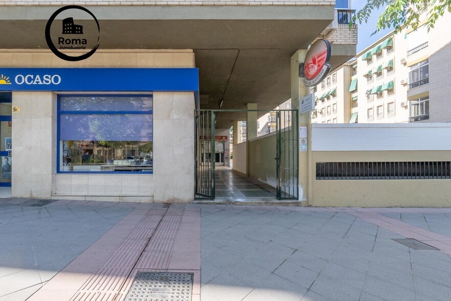 de Málaga, 73, Granada, Granada for sale - Building Photo - Image 2 of 35
