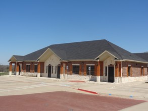 7000 Parkwood Blvd, Frisco, TX for rent Building Photo- Image 1 of 6