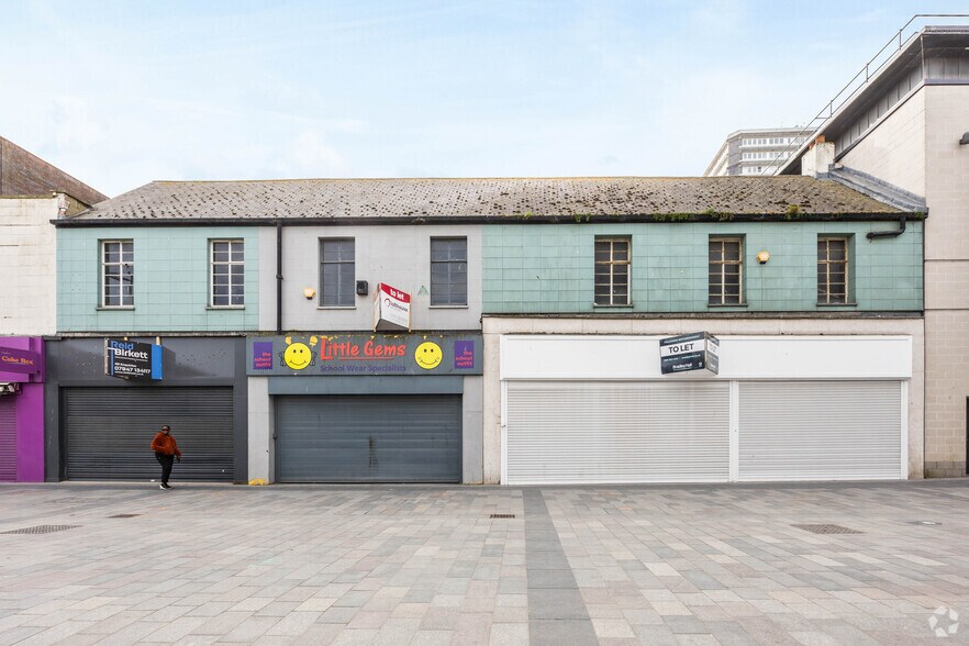 259-261 High St W, Sunderland to rent - Building Photo - Image 2 of 5