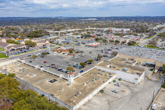 2800-2864 Thousand Oaks Dr, San Antonio, TX - AERIAL  map view