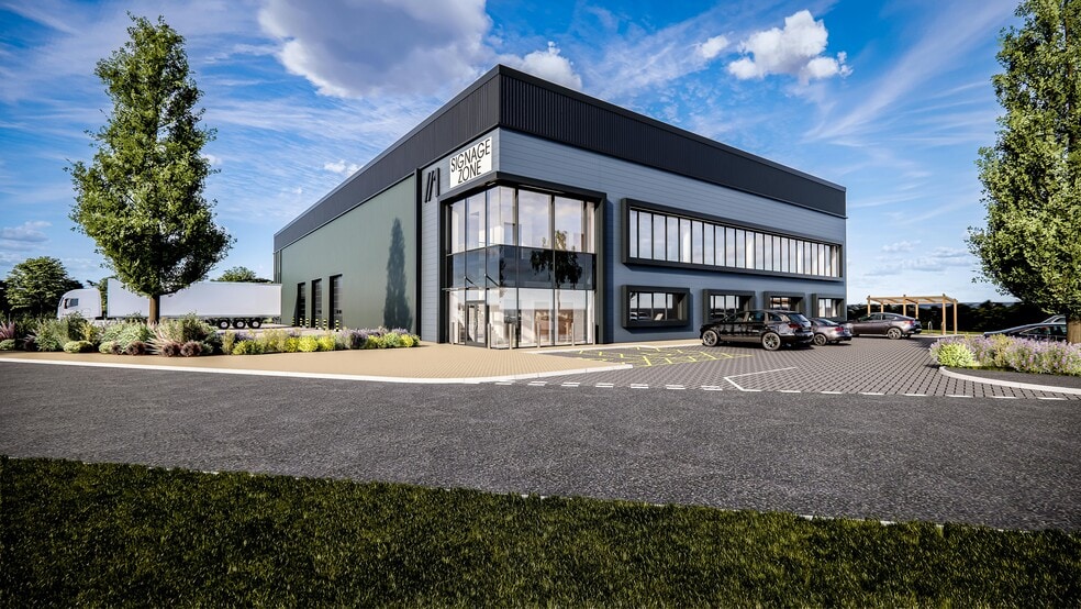 Building 4.2, Camberley to rent - Building Photo - Image 2 of 3