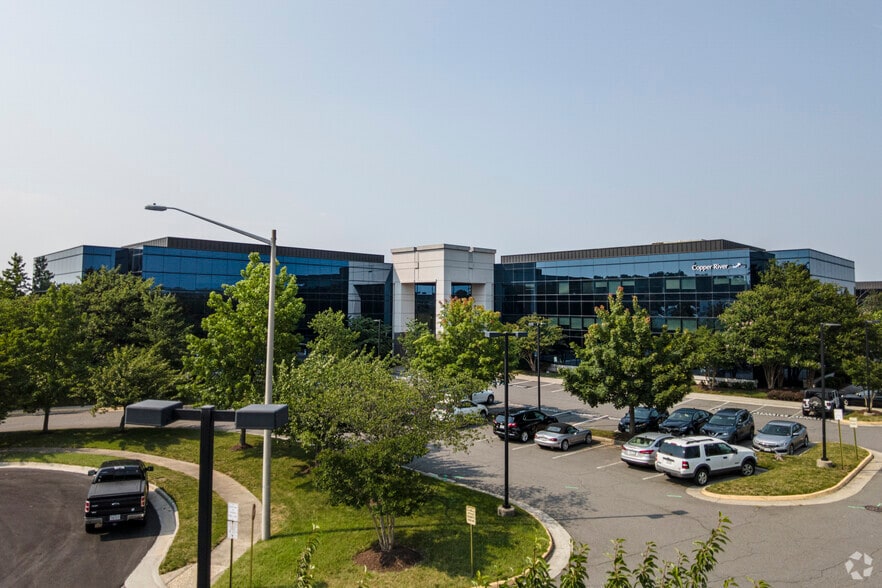 4501 Singer Ct, Chantilly, VA to rent - Building Photo - Image 3 of 3