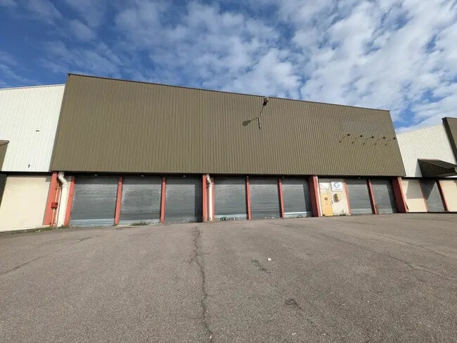 Location Entrepôt 1 625 m²