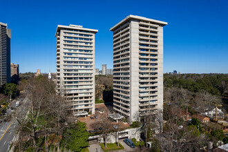 2575 Peachtree Rd NE, Atlanta, GA for sale Primary Photo- Image 1 of 59