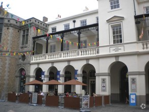 Market St, Guernsey for rent Primary Photo- Image 1 of 8