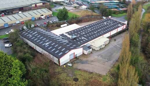 13 Queensway, Wrexham to rent - Building Photo - Image 2 of 4