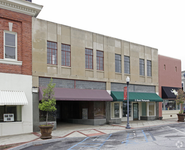 103 Main St, Clinton, SC for sale - Primary Photo - Image 1 of 2