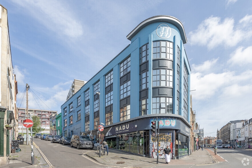 77-79 Stokes Crof, Bristol to rent - Primary Photo - Image 1 of 3