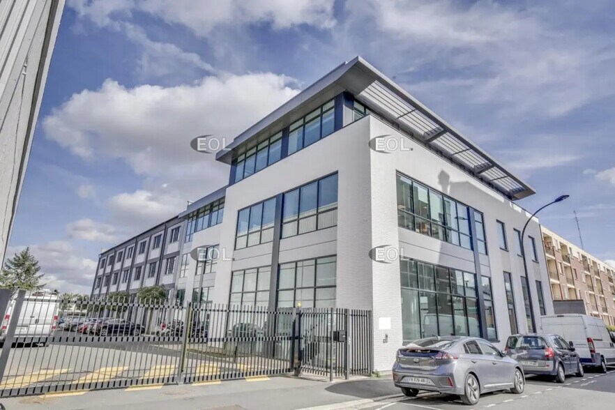 Light Industrial in Ivry-sur-Seine to rent - Building Photo - Image 2 of 28