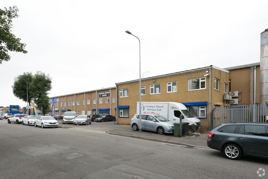 Bessemer Rd, Cardiff to rent - Primary Photo - Image 1 of 3
