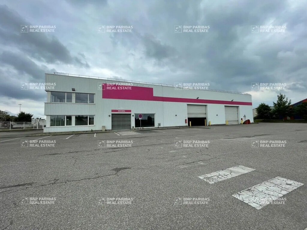 Location Local d'activités 1 273 m² - Photo 1