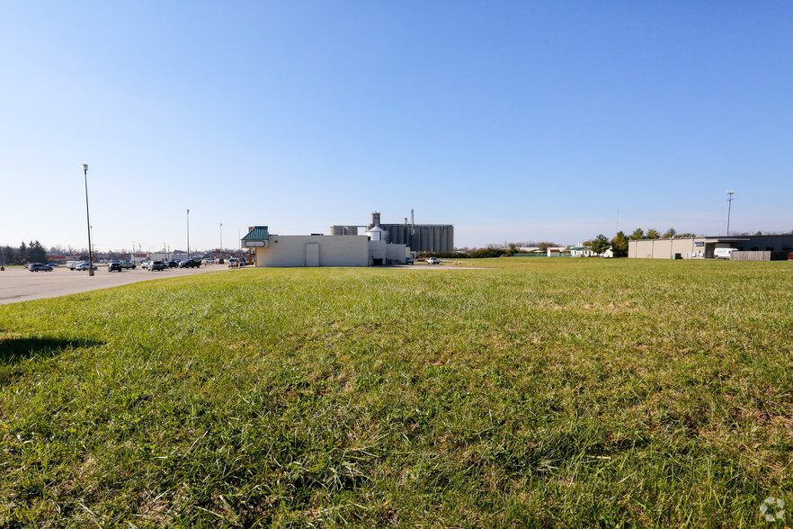 Rombach Ave, Wilmington, OH for rent - Building Photo - Image 3 of 4