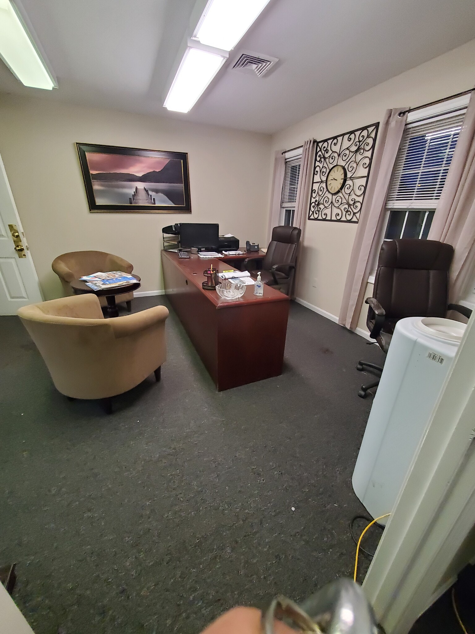 2106 Gallows Rd, Vienna, VA to rent Interior Photo- Image 1 of 1