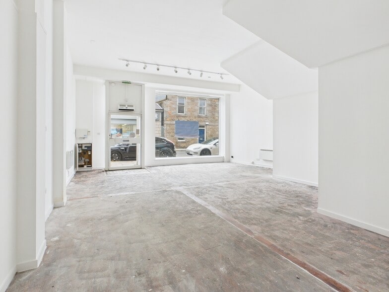 49 Rose St, Aberdeen to rent - Building Photo - Image 2 of 4