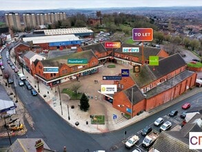 Moor St, Brierley Hill to rent Building Photo- Image 2 of 3