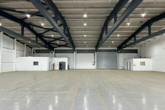 Enterprise Way, Peterborough to rent Interior Photo- Image 2 of 6