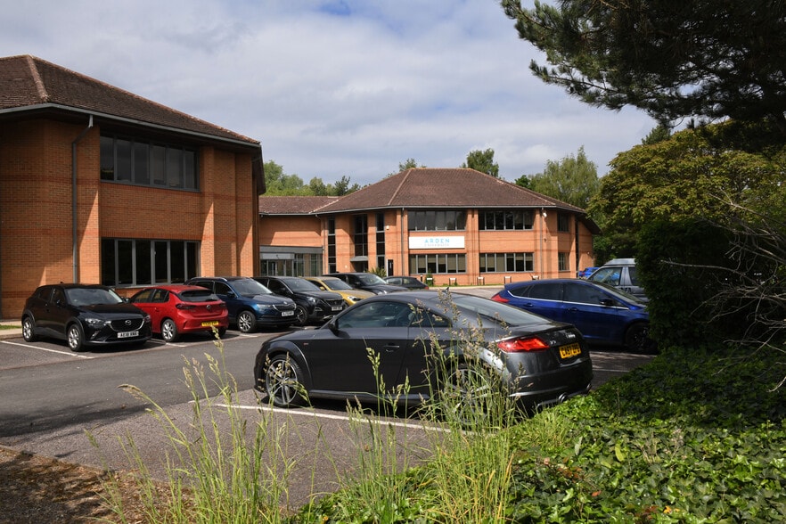 Siskin Dr, Coventry for sale - Building Photo - Image 1 of 3