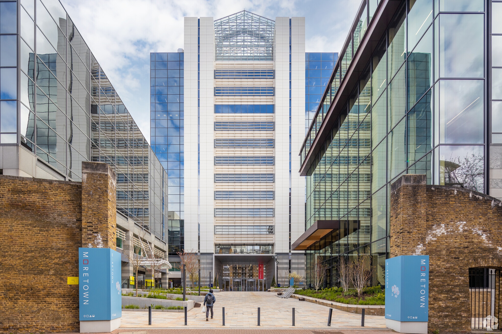 3 Thomas More Sq, London for sale Building Photo- Image 1 of 1