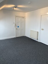 3 Hill St, Edinburgh for rent Interior Photo- Image 1 of 1