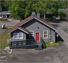 1046 Oakland Ave, Rock Hill, SC for rent Building Photo- Image 2 of 8