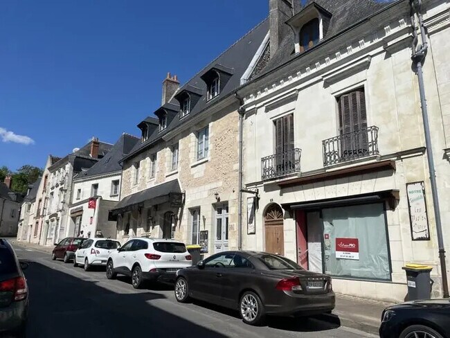 Vente Commerce 273 m²