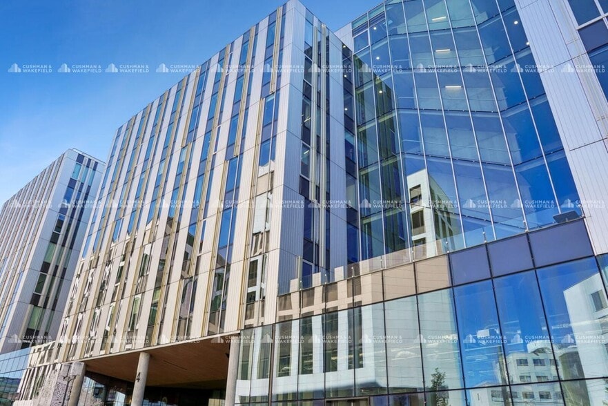 34 Rue De La Soie, Villeurbanne to rent - Building Photo - Image 1 of 36