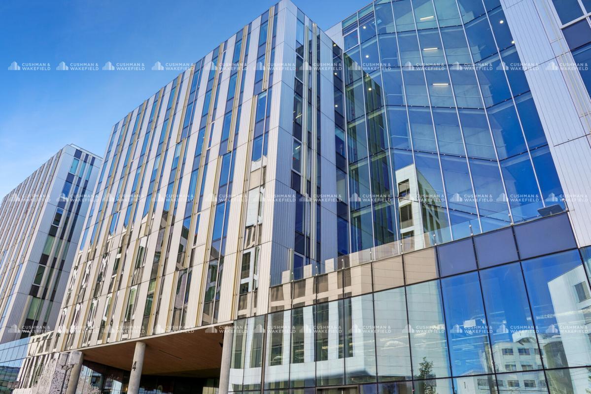 34 Rue De La Soie, Villeurbanne to rent Building Photo- Image 1 of 37