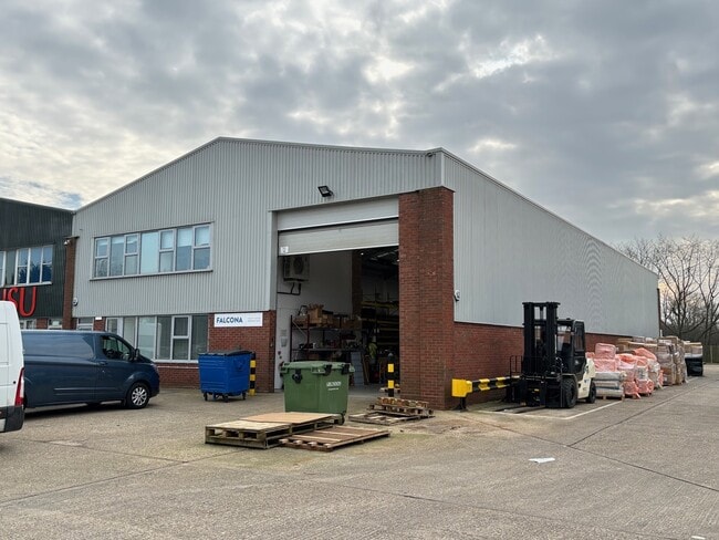 More details for Priors Way, Maidenhead - Industrial to Rent