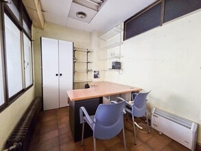 Retail in Martorell, Barcelona to rent Interior Photo- Image 2 of 3