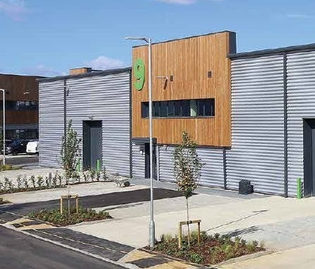 Cray Ave, Orpington to rent - Building Photo - Image 2 of 17