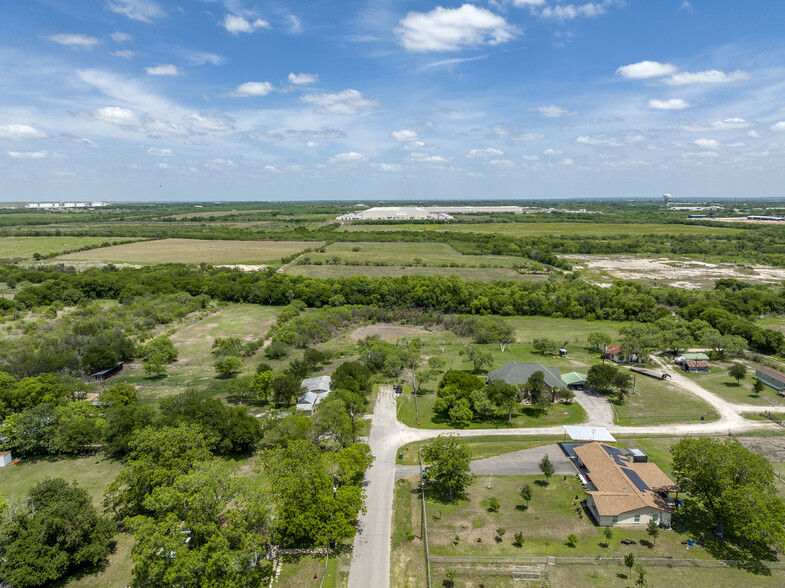 5363-5420 Uecker Rd, San Antonio, TX for sale - Building Photo - Image 2 of 31