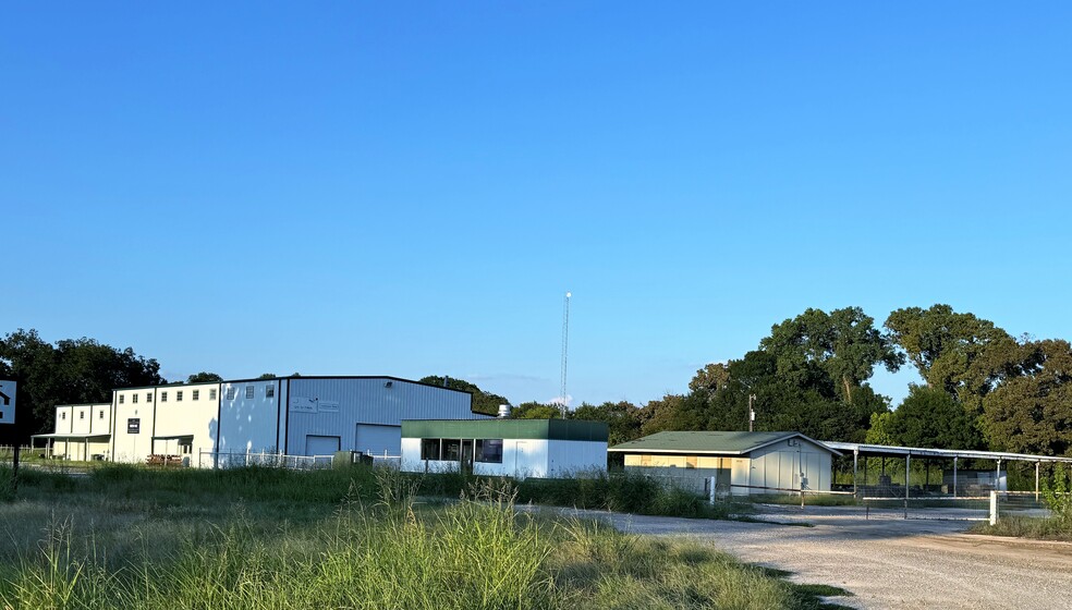 19710 US Highway 377, Whitesboro, TX for sale - Building Photo - Image 2 of 13