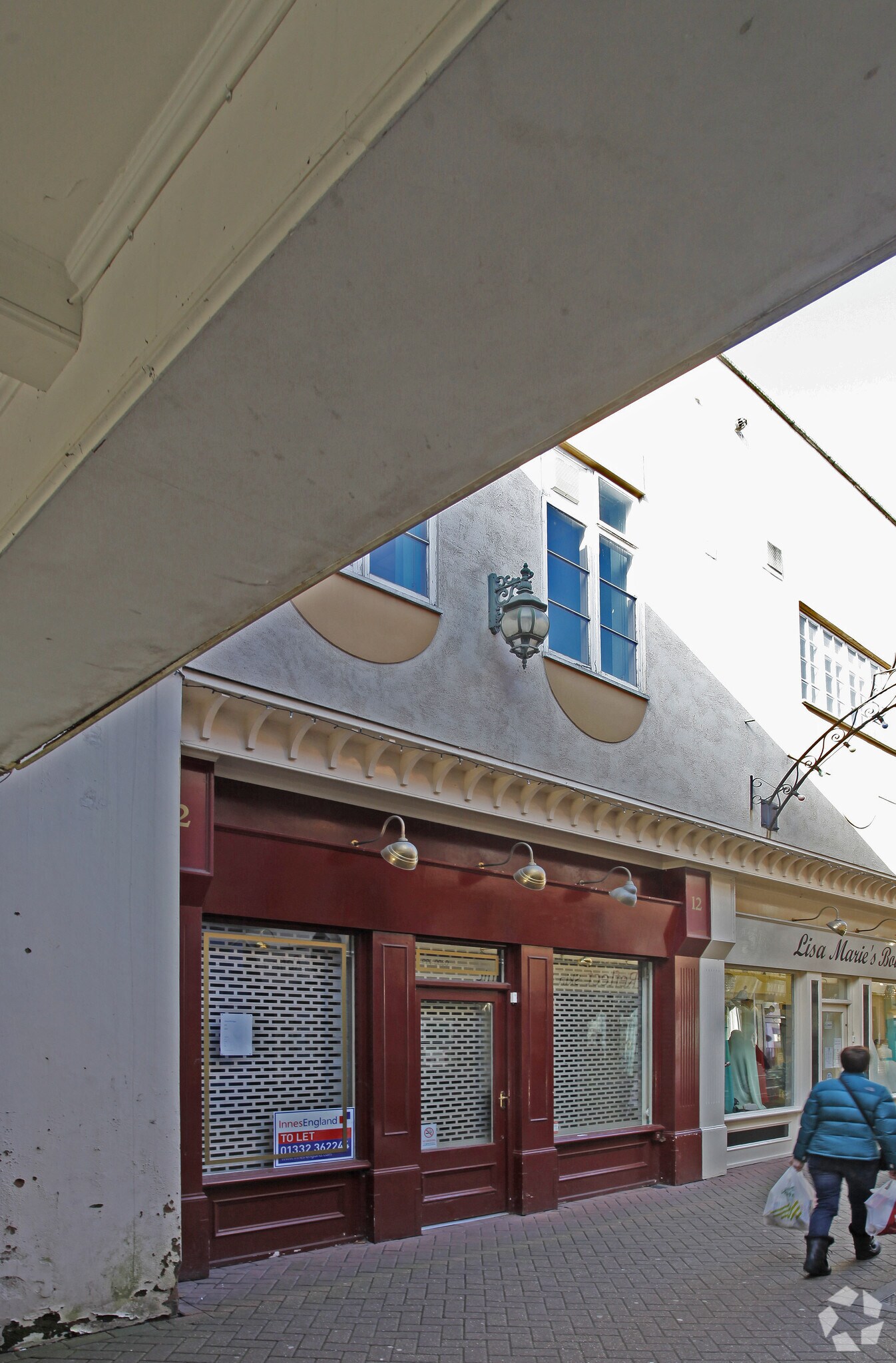 12 Victoria Passage, Stourbridge for sale Primary Photo- Image 1 of 1