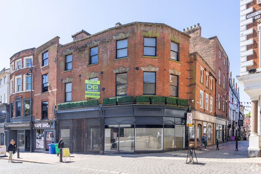 13 Market Pl, Derby to rent - Primary Photo - Image 1 of 2