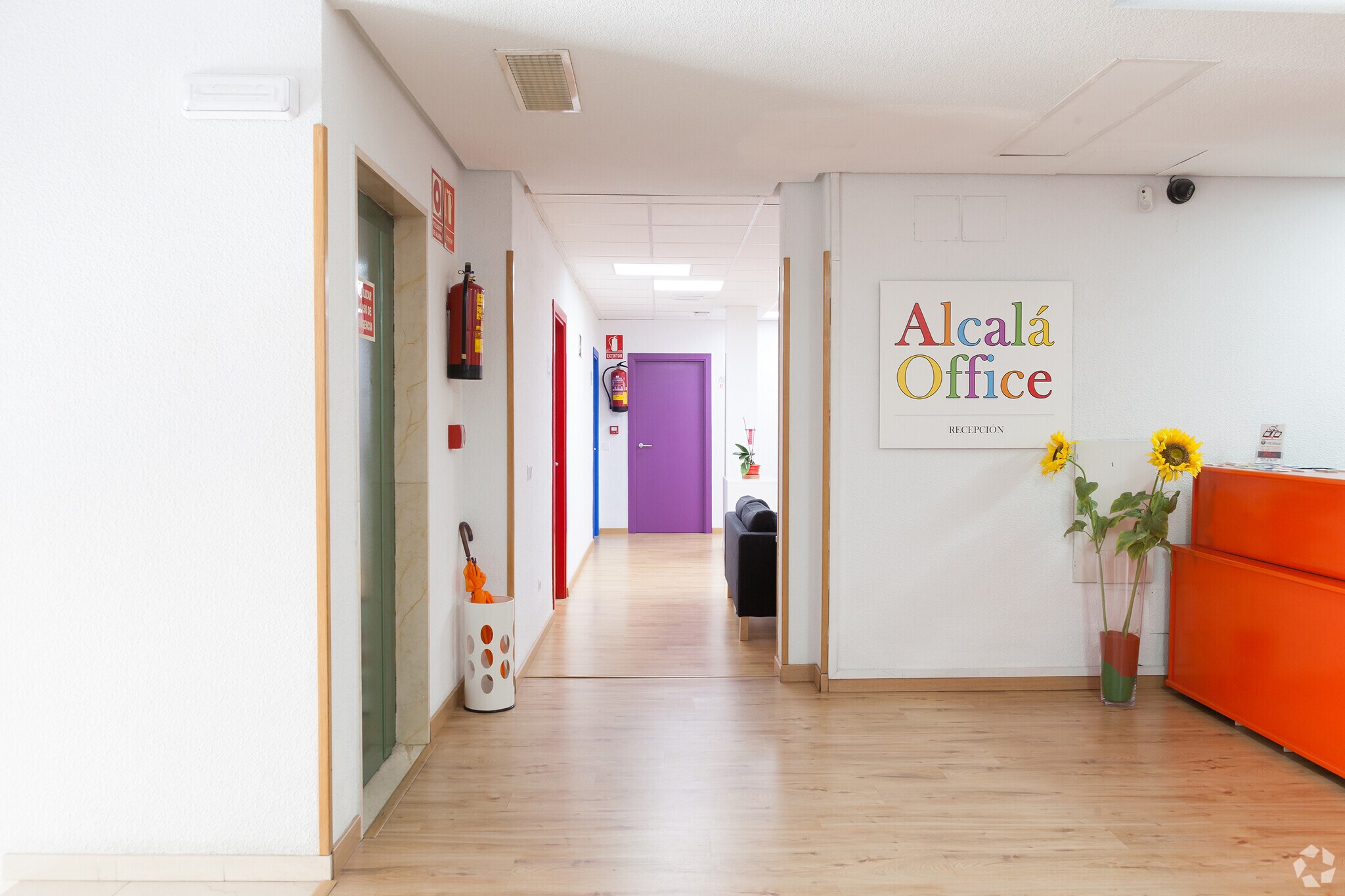Avenida de Madrid, 48, Alcalá de Henares, Madrid to rent Building Photo- Image 1 of 48