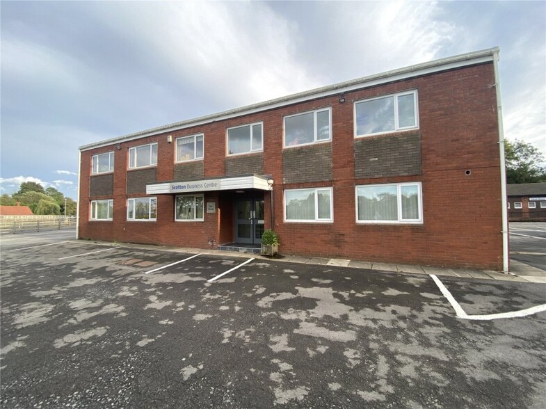 Low Moor Ln, Scotton for rent - Building Photo - Image 1 of 4