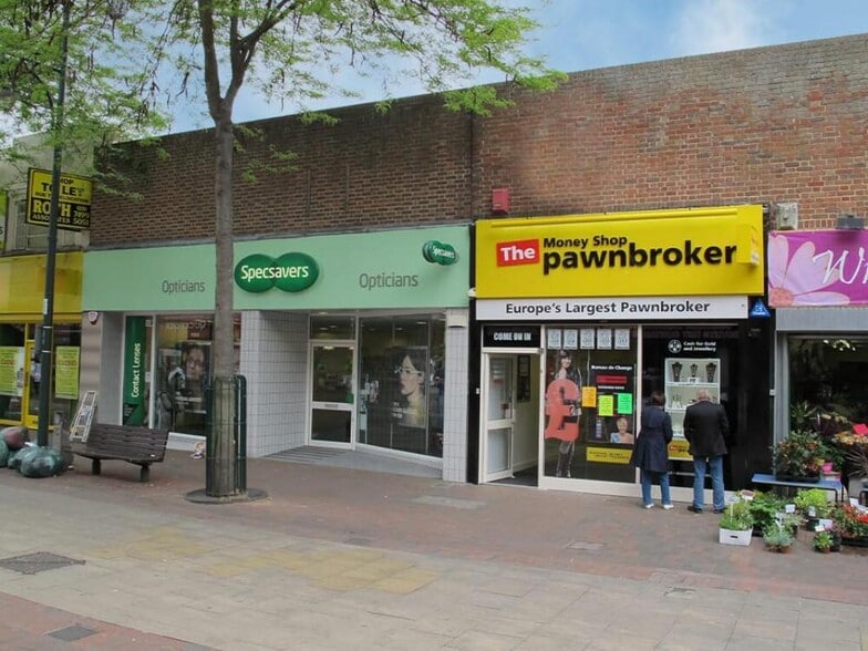 215-217 High St, Chatham for sale - Building Photo - Image 2 of 7