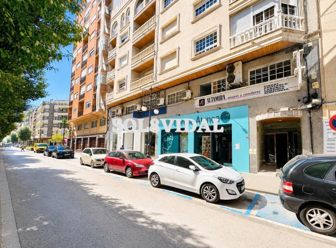 Retail in Orihuela, Alicante for sale Building Photo- Image 1 of 15